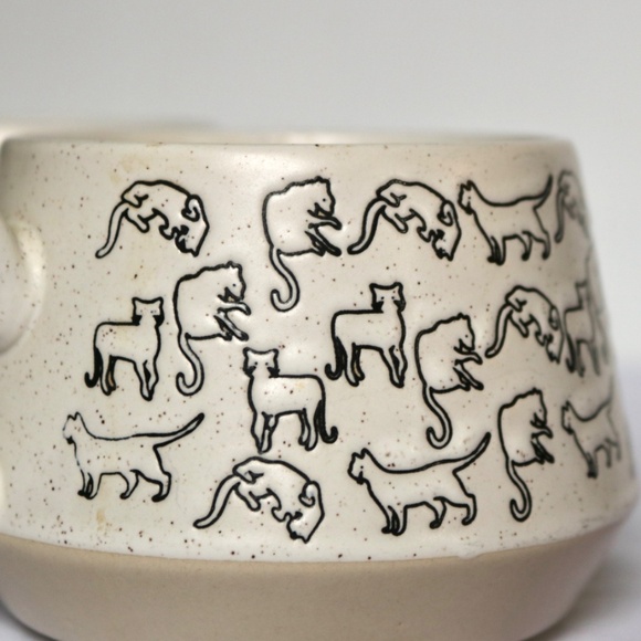 Set of 2 Coco & Lola Cat Coffee Tea Mugs Stoneware Cream Off White Cute - Picture 4 of 4